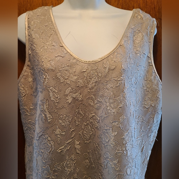 Champagne metalic colored silk like elegant camisole szM untagged - Picture 5 of 5
